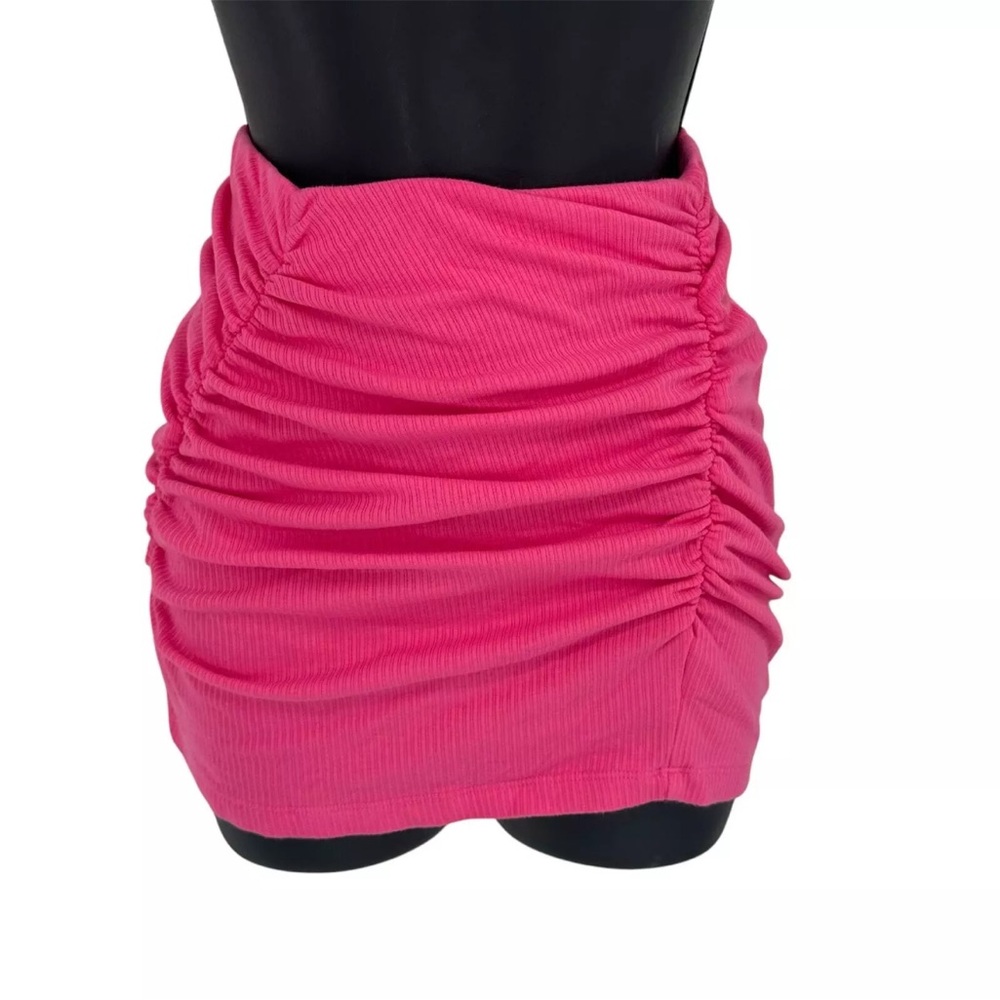 NWT - Monrow ruched skirt